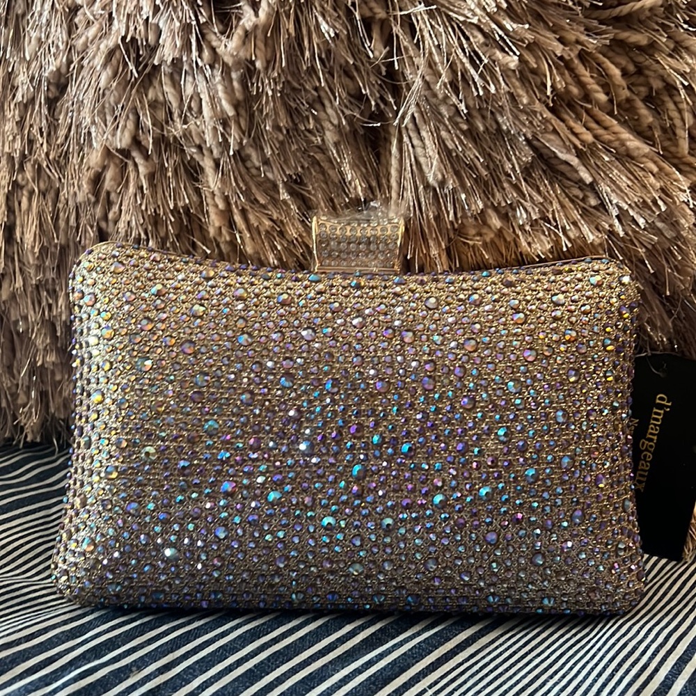 🌹🌹🌹AVAILABLE Brand new with tags D’margeaux rose gold clutch🌹🌹🌹